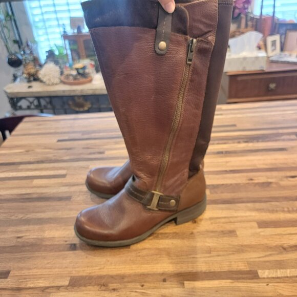 Earth Origins by Earth Portia Wide Shaft Dark Brown Distressed Leather High Boot - Picture 4 of 15